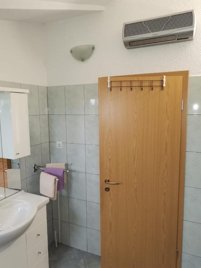 Trilj Apartman Jurika Екстер'єр фото