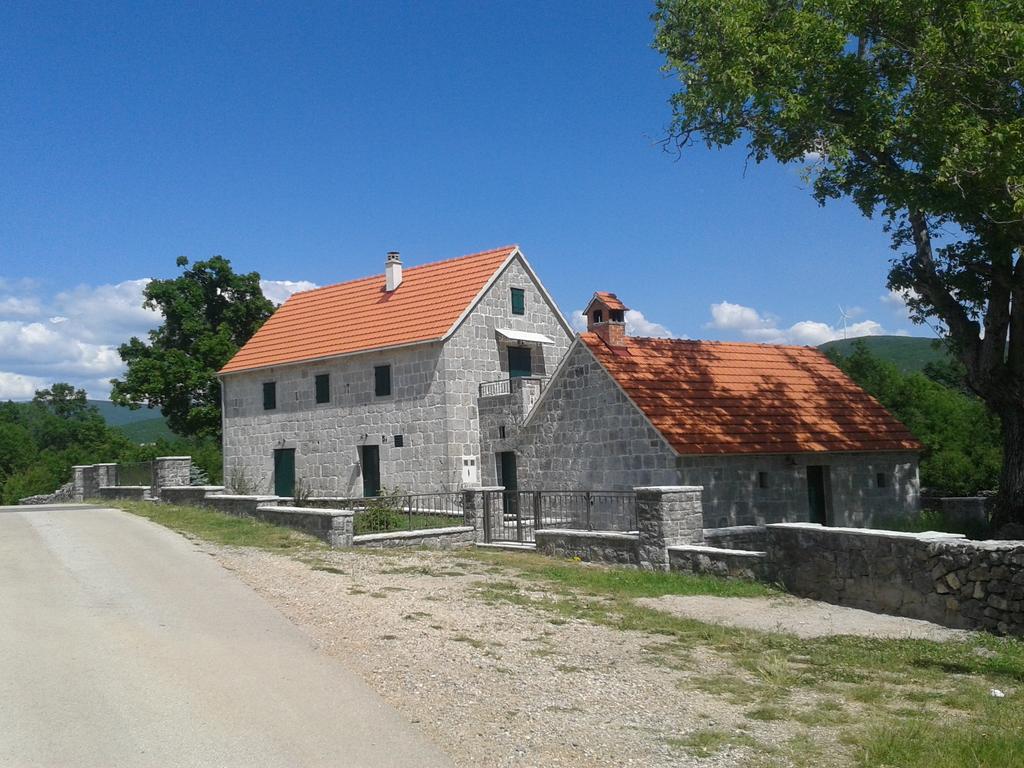 Trilj Apartman Jurika Екстер'єр фото